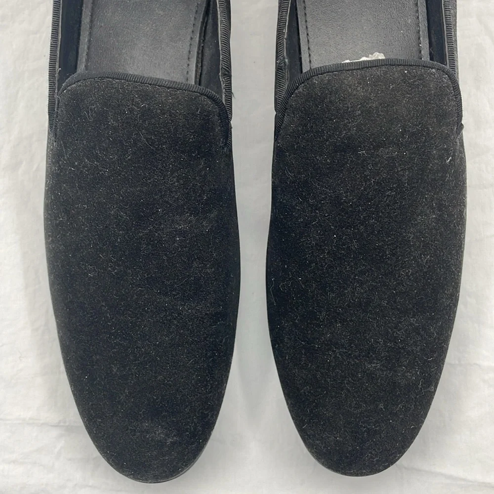 Like NEW! AZAR Black Comfortable Shoes Loafers. Men’s 6.5.